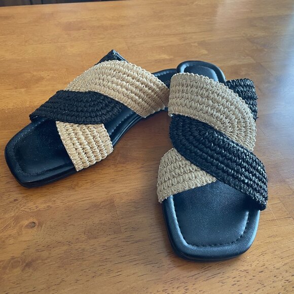 NWOT Size 7 Nine West black beige Quara sandals - Picture 1 of 12